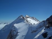 Pizzo Cavergno e dietro il Basodino