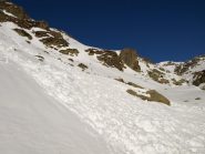 Una delle piccole valanghe trovate sul percorso