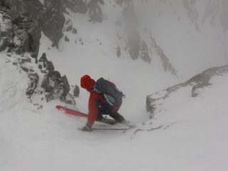 Enrico nella strettoia