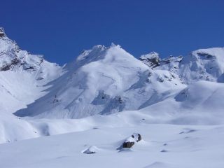 Enormi distacchi spontanei