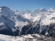 Panorama da Pizzo Troggi (2309 m): a sinistra Pizzo Diei, sullo sfondo Pizzo Moro, Pizzo di Boccareccio, Pizzo Cornera