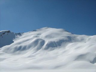 il bellissimo pendio finale praticamente immacolato