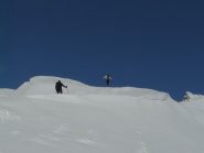 Appena sopra il colle; a dx la cima