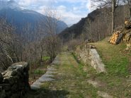 Scendendo verso Montestrutto
