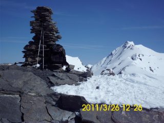 Il grosso ometto e il Mont Aiguillette