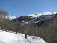 La prima parte dell'itinerario con poca neve