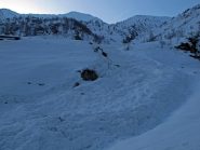 La slavina arrivata sulla strada