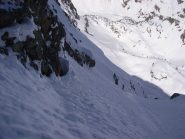 in discesa fine couloir e inizio parete