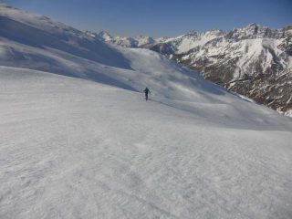 Attraversando verso la palina