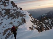 dal rifugio una breve salita per cresta