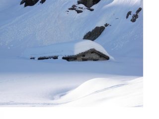 La Baita dell'alpe Bule'..e' quasi interamente sepolta...