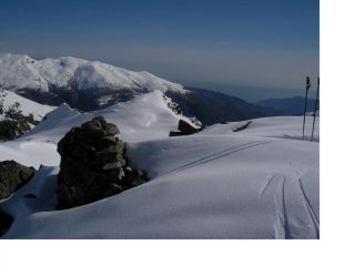 Uno sgurdo verso la pianura dalla vetta...