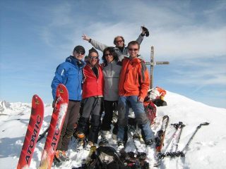 foto di gruppo in vetta