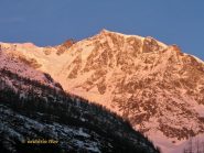 Primo sole sulla Est del Rosa.