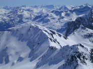 In primo piano il Corn Suvretta visto dal Piz Surgonda