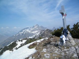 La croce di vetta