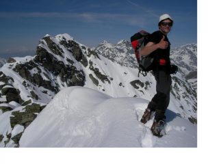 Igor sul vero Cossarello m.2691,con dietro la Cima Morticci di poco mancata...