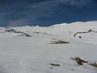 in prossimita' delle caserme