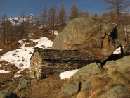 la balma sullo sfondo il monte colombino