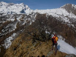 corrado si gusta il panorama dal colletto del meal