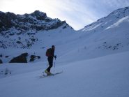 sullo sfondo Punta e colle del Villano