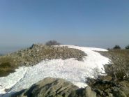 01 - ultimi nevai sulla  cima del Sapei