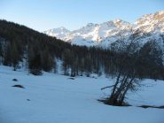 primo sole sulle cime della valle argentiera