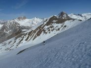 Salendo alla Pointe Basse de Mary con l'Alpet alle spalle
