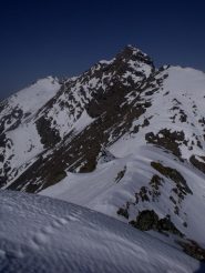 Cresta finale con sfondo Punta Lunella