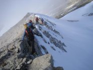 dalla cima: il rientro sulla crestina finale