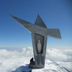 sempre spettacolare croce di Cima