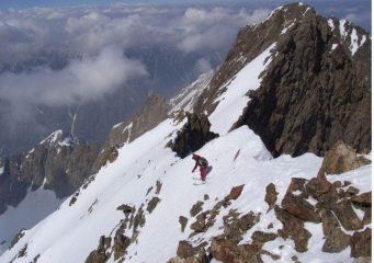 Mario  lascia la cima sud  dell'Argentera
