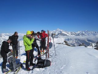 sullo sfondo il m.Bianco