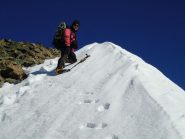 Stelvio sale lungo il filo di cresta