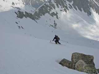 Scialpinista Francese sceso da vetta