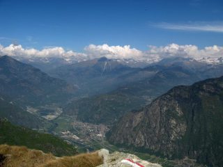 Panorama verso Nord: in fondo lo Zerbion