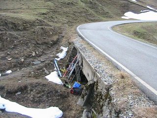 Campo base improvvisato