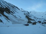 la valanga da attraversare appena sopra il rifugio