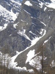 al centro il canalino della naressa