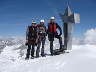 trio sulla cima