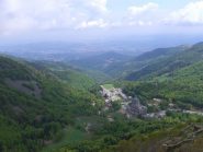 Oropa vista dal punto panoramico poco sopra l'alpe Giass Comun