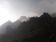 15 - Le bastionate di a sud di Costa Fenera... parco giochi dei camosci...