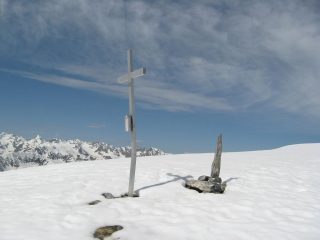 In cima