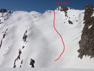 lo stupnedo pendio che porta al colletto sotto la punta