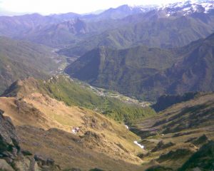 Tempo limpido verso la bassa valle....