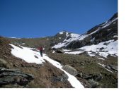 Igor si porta lentamente all'attacco della cresta...