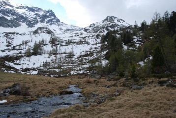 La testata del vallone di Tillac, con il Mt Vallettaz