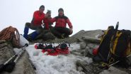 Sandro e Stelvio in cima (autoscatto) (21-5-2011)