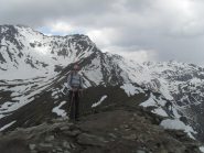 Stefania in vetta alla Labiez,sullo sfondo il Fallere versante Nord