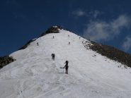 vista della vetta della Ghigliè (impraticabile la FOTO DI VETTA per l'affollamento)